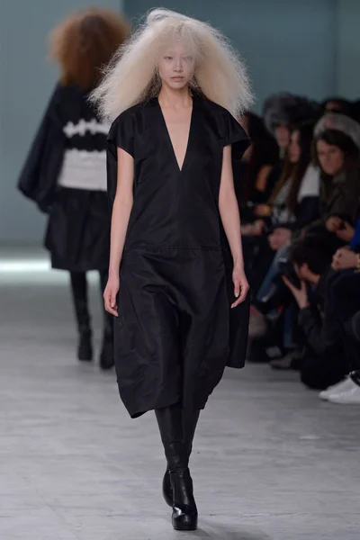 Look 38